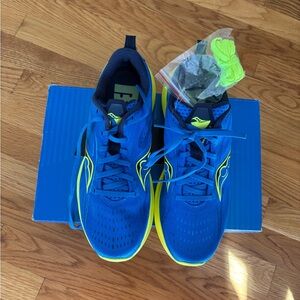 Saucony Women's Boston Edition Kinvara - Size
10.5